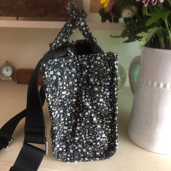 ***SOLD***NWOT Marc Jacobs Ditsy Floral Canvas Tote Bag Black Multi Small - Picture 5 of 16